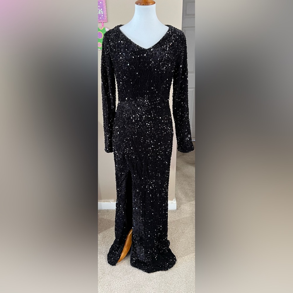 Mermaid Long Sleeve Prom Dress with Slit V Neck Sparkly